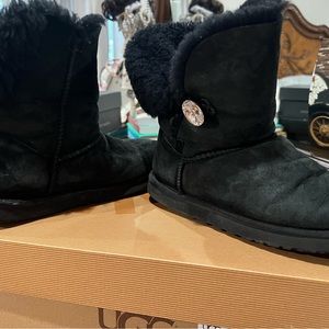 Uggs Bailey Bling Boot Size 8